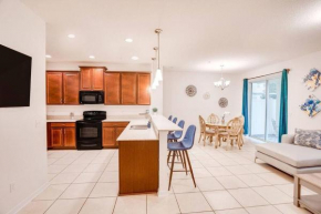 East Orlando Themed Townhome w/ pool access